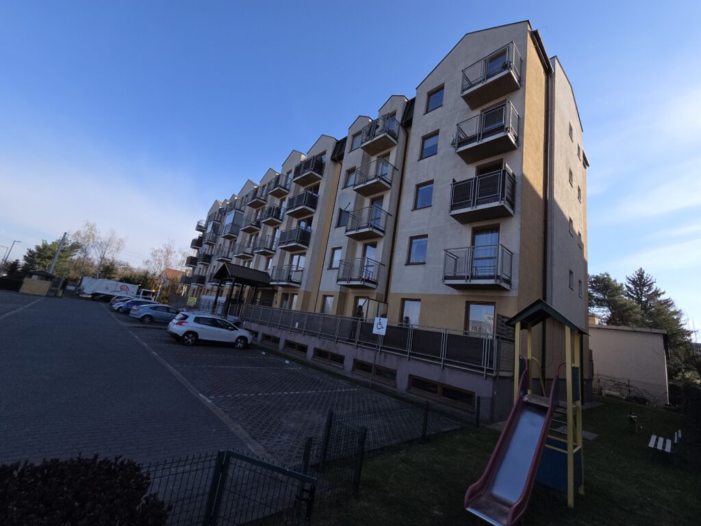 Piaseczno Dworcowa 20 otoczenie